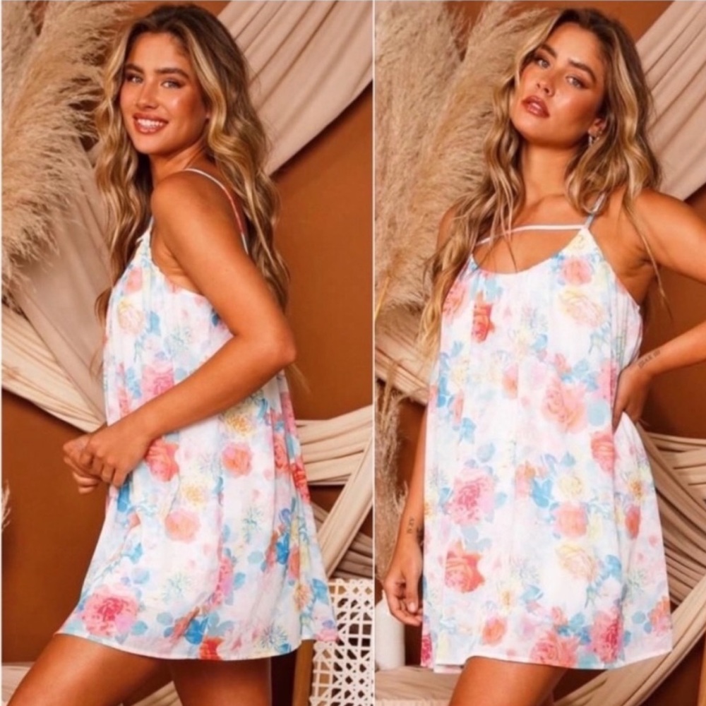 ✨ Last One! NEW White Floral Mini/ Short Dress